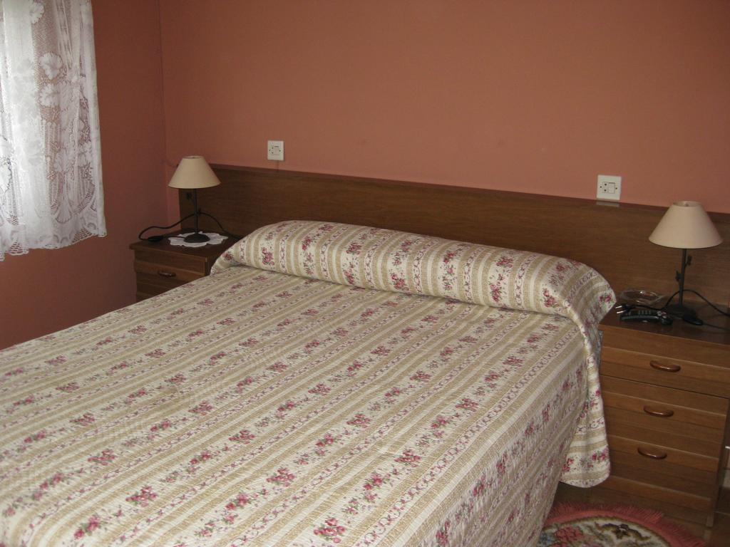 Hostal El Duje Tielve Bagian luar foto